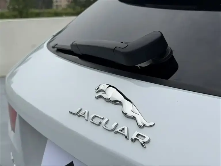 Jaguar F-PACE 300-Sport Sport