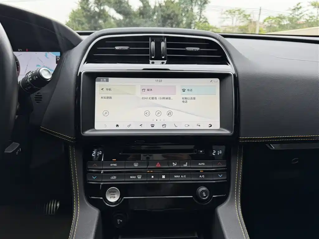 Jaguar F-PACE 300-Sport Sport