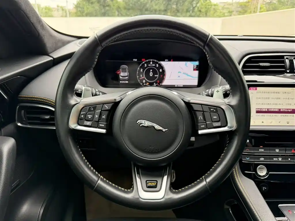 Jaguar F-PACE 300-Sport Sport