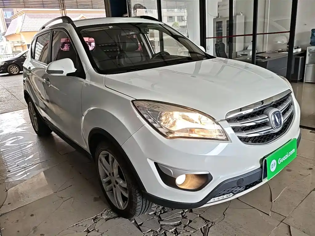 Changan CS35 1.6 L Manual Luxury CN-V