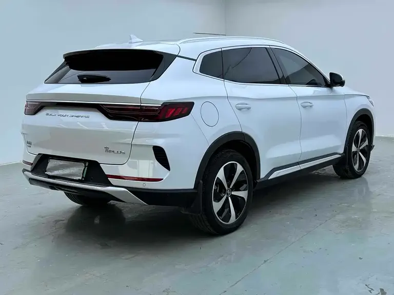 BYD Song PLUS NEV DM-i 110 KM Flagship PLUS