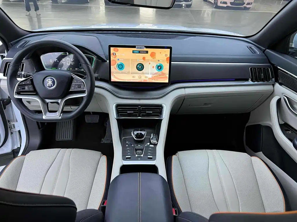 Song PLUS NEV DM-i 110 KM Flagship PLUS