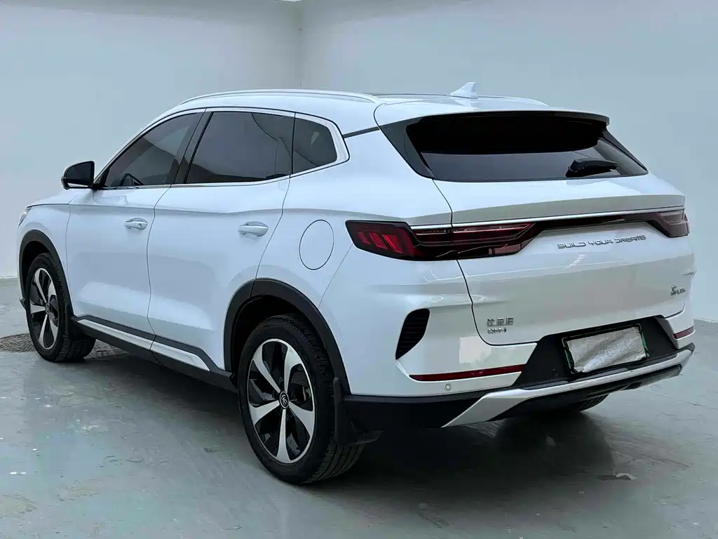 Song PLUS NEV DM-i 110 KM Flagship PLUS