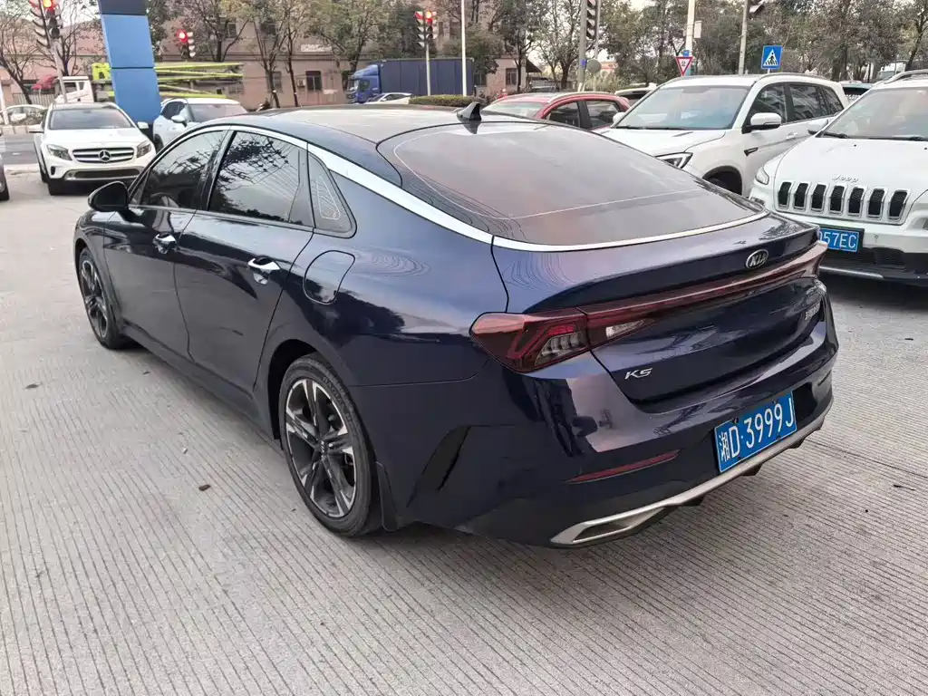Kia K5 270 T CVVD Luxury