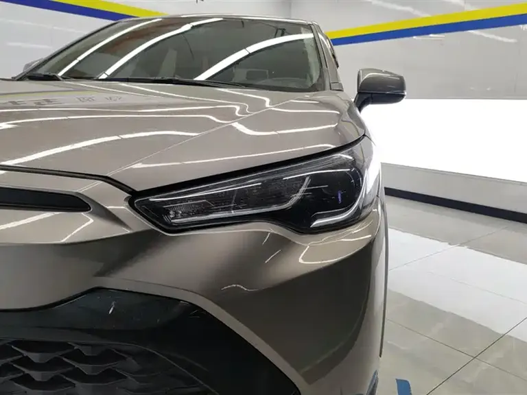 Toyota Frontlander 2.0 L CVT Elite