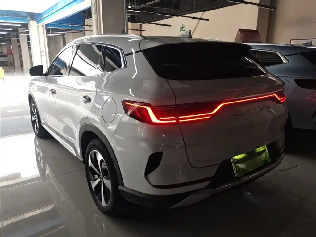 Song PLUS NEV DM-i 110 KM Flagship PLUS