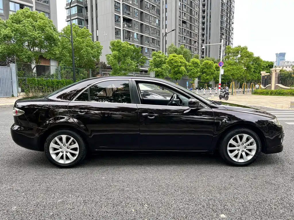 Mazda 6 2.0 L Auto Fashion