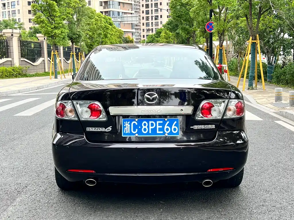 Mazda 6 2.0 L Auto Fashion