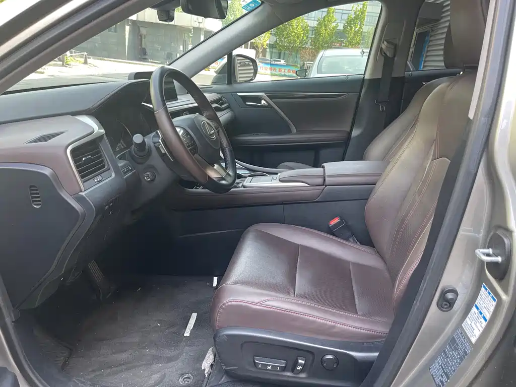 Lexus RX 300 4 WD Elegant CN-VI