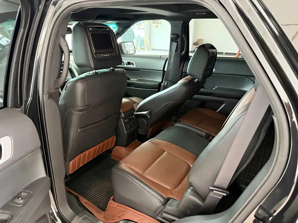 Explorer (Import) 3.5 L Premium