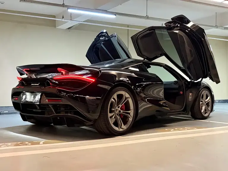 McLaren 720 S 4.0 T Coupe