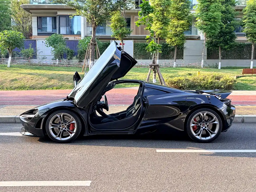McLaren 720 S 4.0 T Coupe