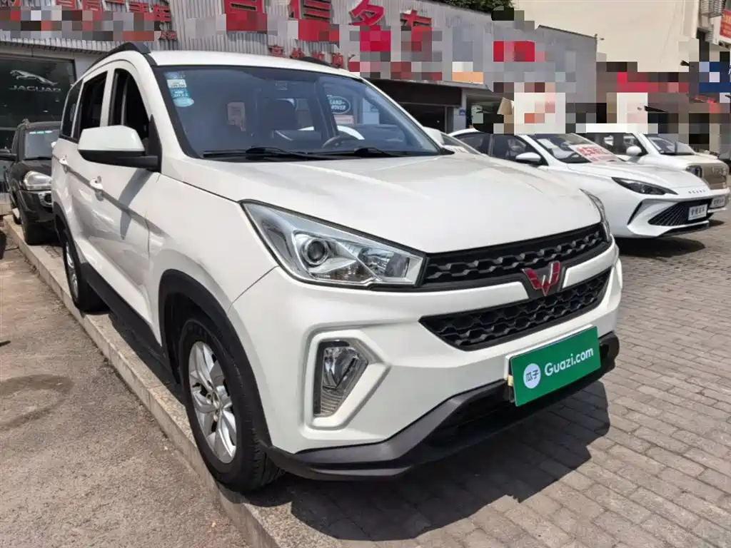 Wuling Hongguang S3 1.5 L Manual Standard CN-V