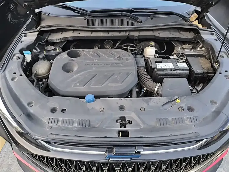 Changan Oshan X7 PLUS 1.5 T Blue Whale Auto Luxury