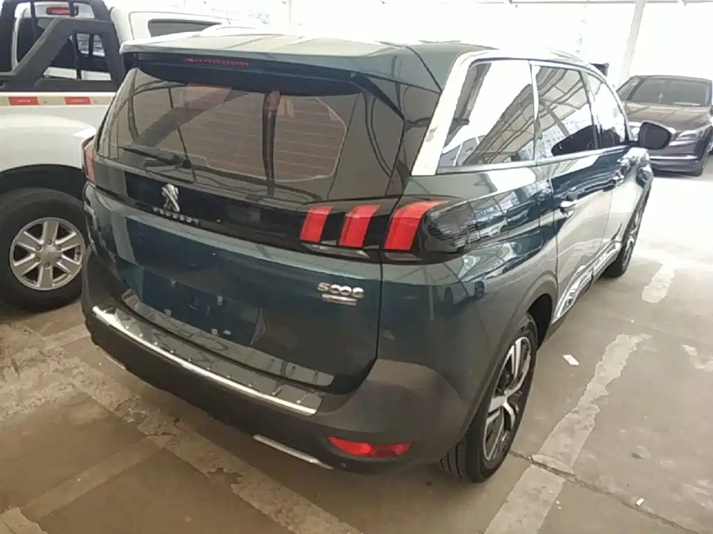 Peugeot 5008 380 THP 7-seat Elite
