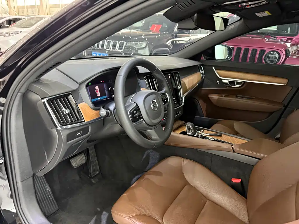 Volvo S90 B5 Smart Ease Luxury