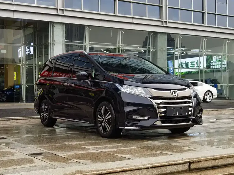 Honda Odyssey 2.0 L Sharp· Smart Enjoyment