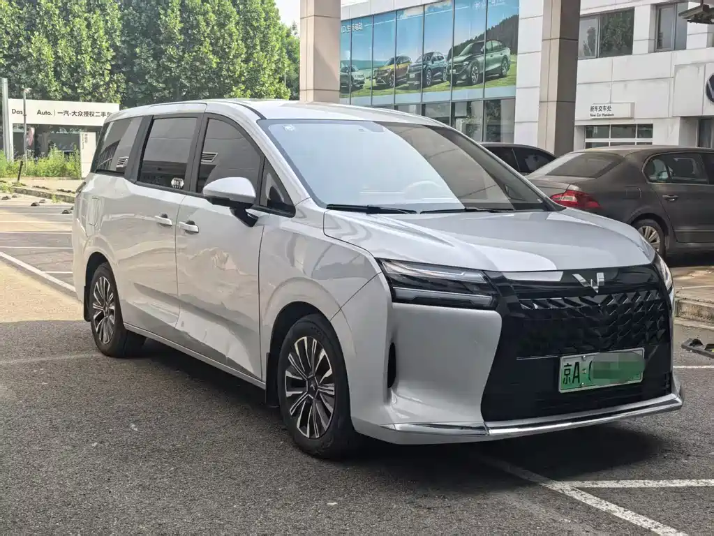 Xingguang 730 NEV 星光730新能源 2025款 插混 125 km 豪华型