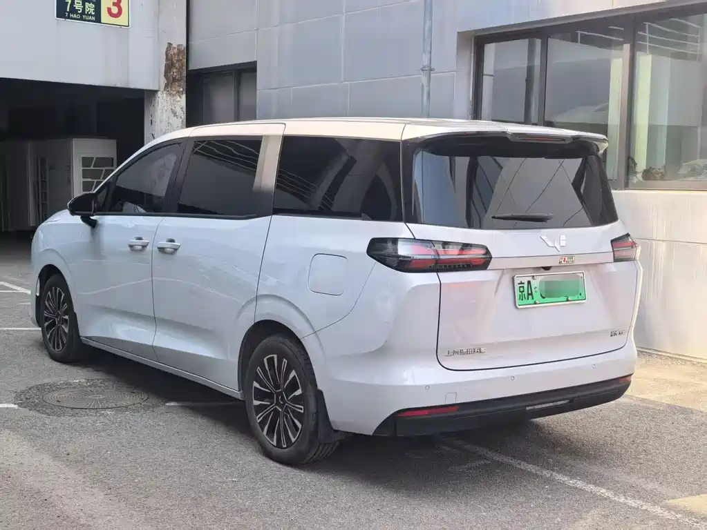Xingguang 730 NEV 星光730新能源 2025款 插混 125 km 豪华型