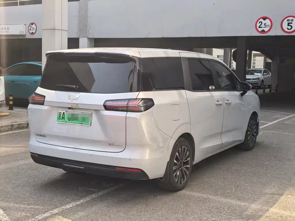 Xingguang 730 NEV 星光730新能源 2025款 插混 125 km 豪华型