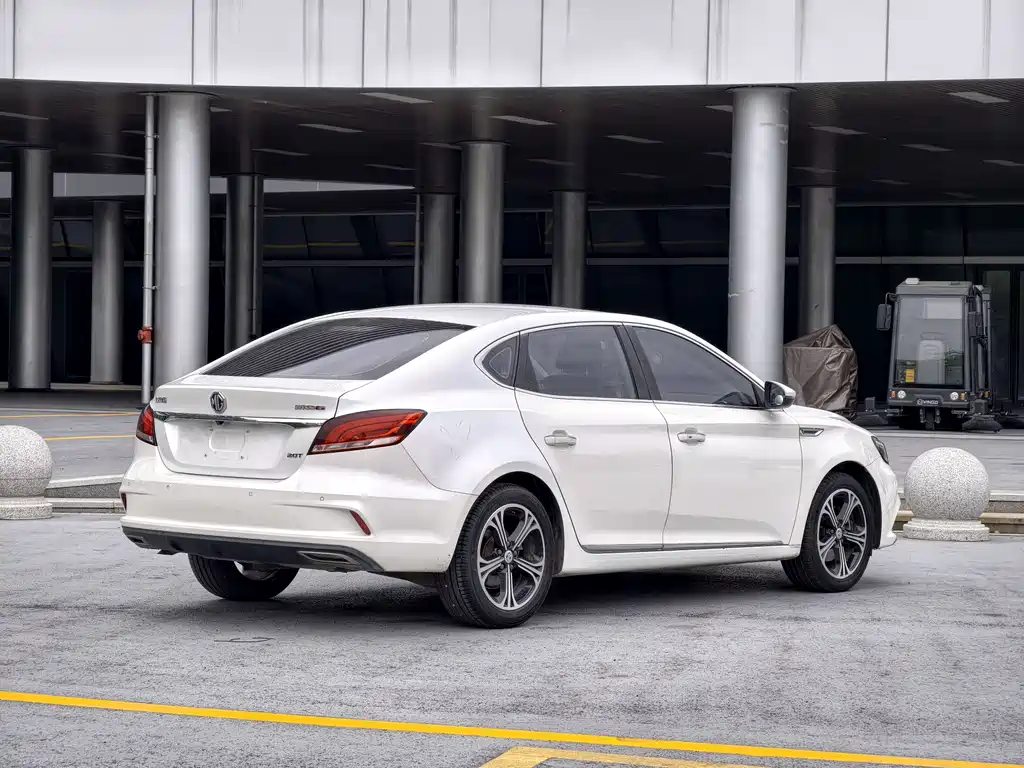 MG6 20 T Auto Luxury Connected CN-V