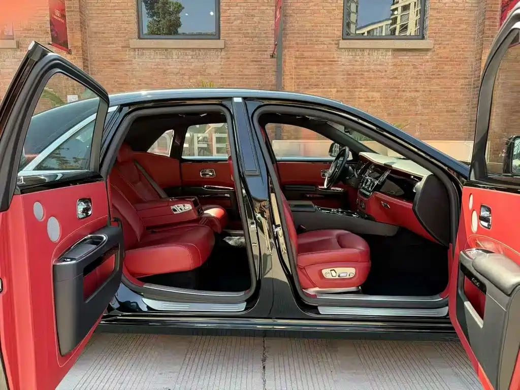 Ghost 6.6 T Standard Wheelbase