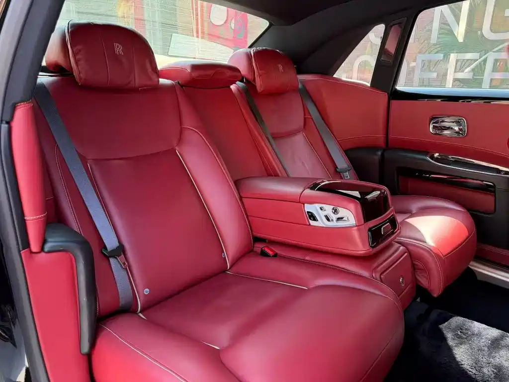 Ghost 6.6 T Standard Wheelbase
