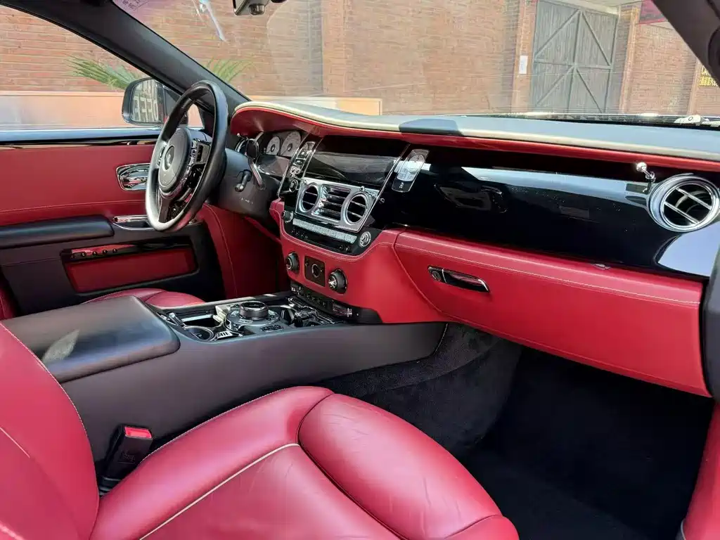Ghost 6.6 T Standard Wheelbase