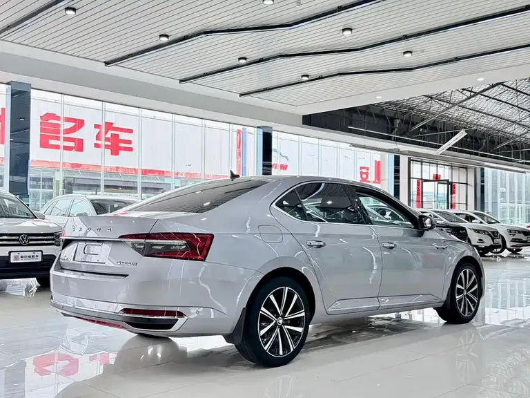 Skoda Superb TSI280 DSG Premium