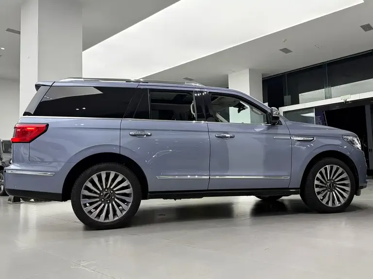 Lincoln Navigator 3.5 T President Series CN-VI