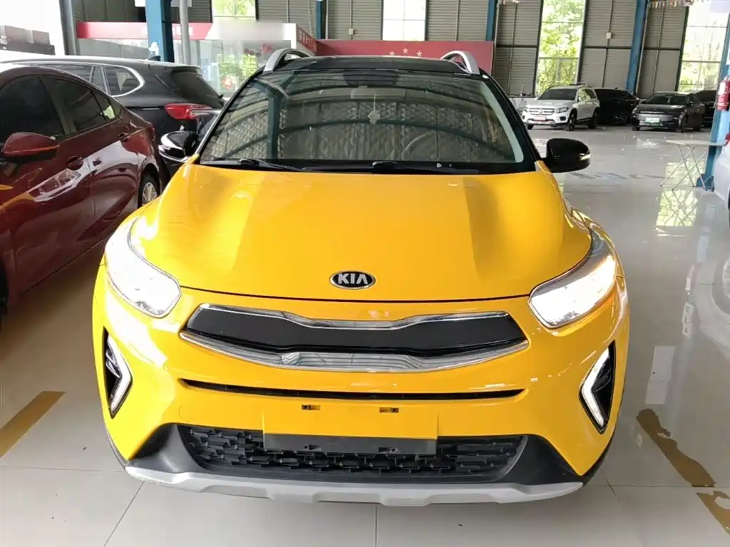 Stonic 1.4 L Auto Fun Enjoyment CN-VI