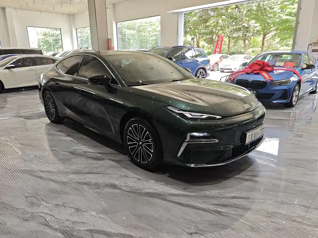 Galaxy Xingyao 8 130 km EM-i Premium