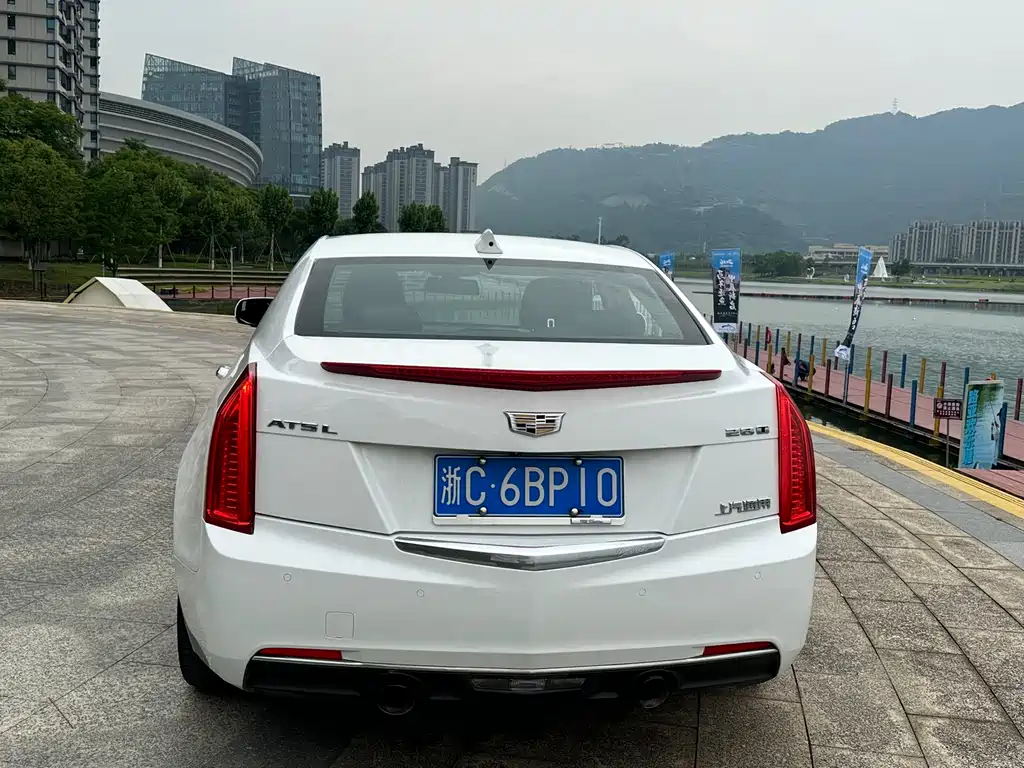 Cadillac ATS-L 28 T Fashion
