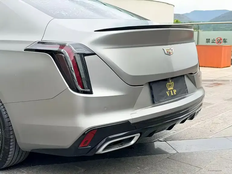 Cadillac CT4 28 T Fashion