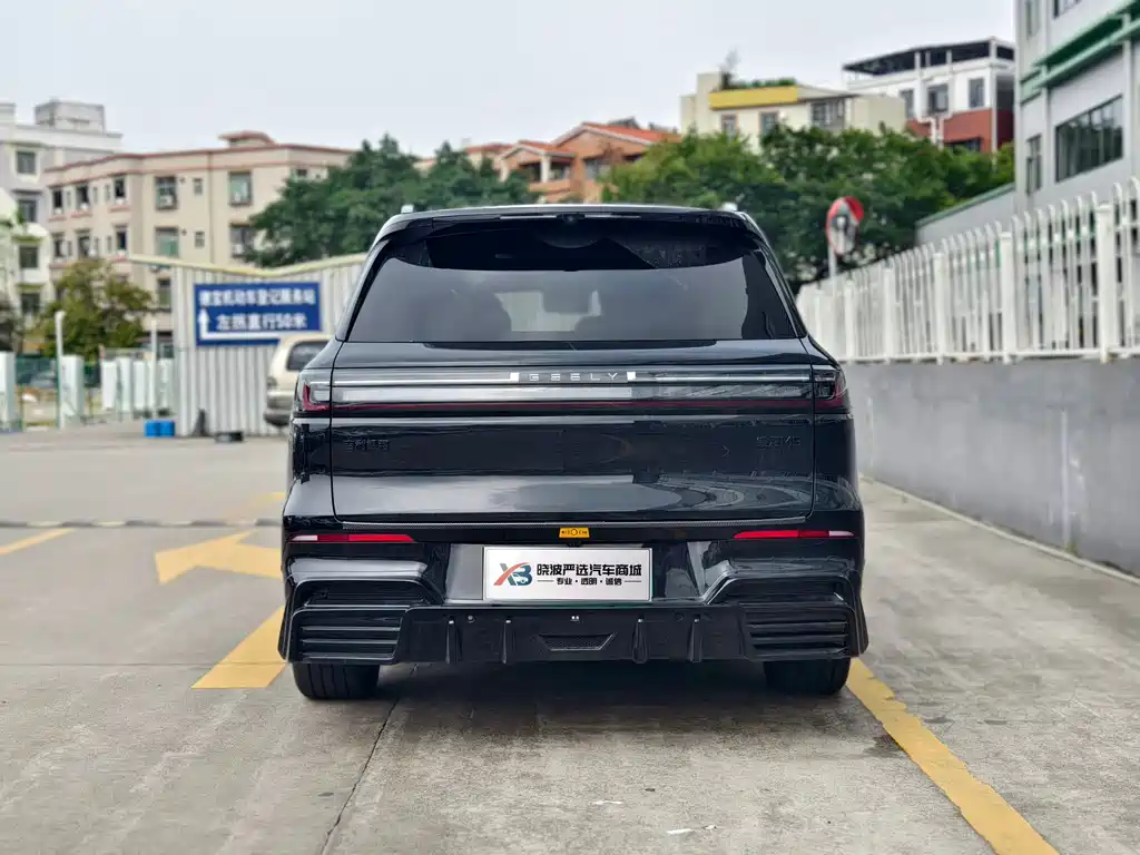 Galaxy M9 230 km 2 WD Explorer