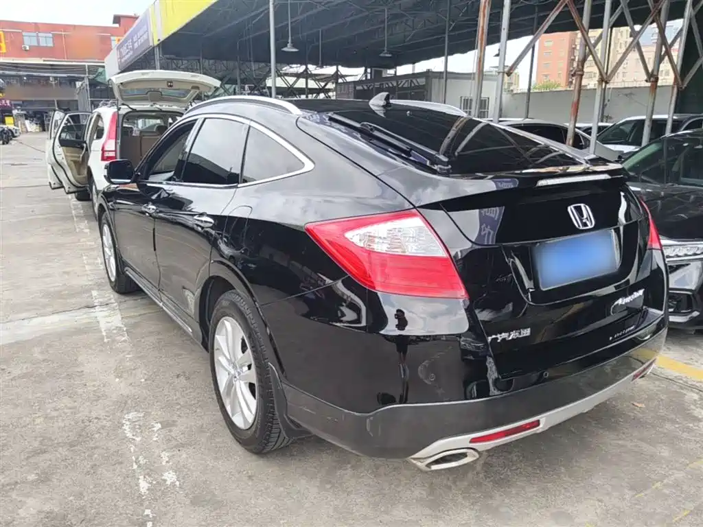 Crosstour 2.4 L Luxury