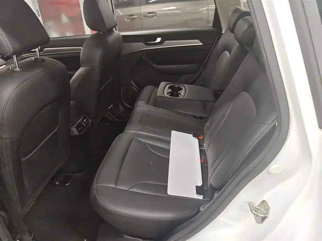 Haval H6 Red Label Sport 1.5 T Manual 2 WD Elite
