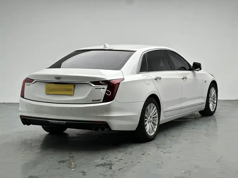 Cadillac CT6 28 T Fashion