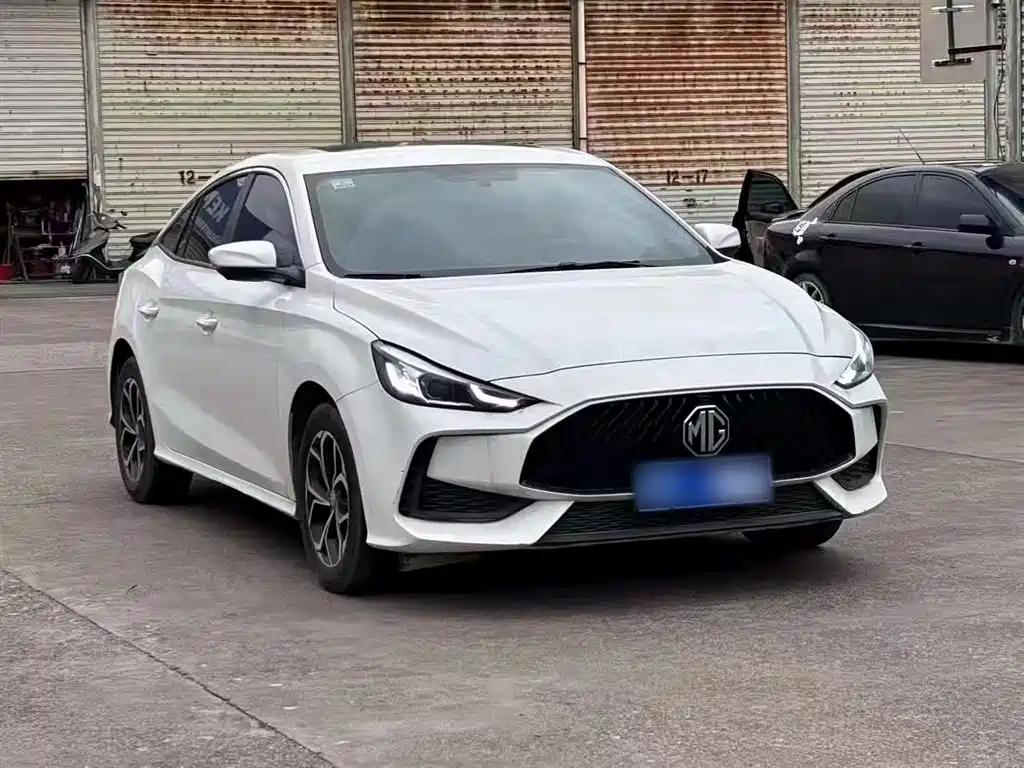 MG5 180 DVVT CVT Youth Luxury