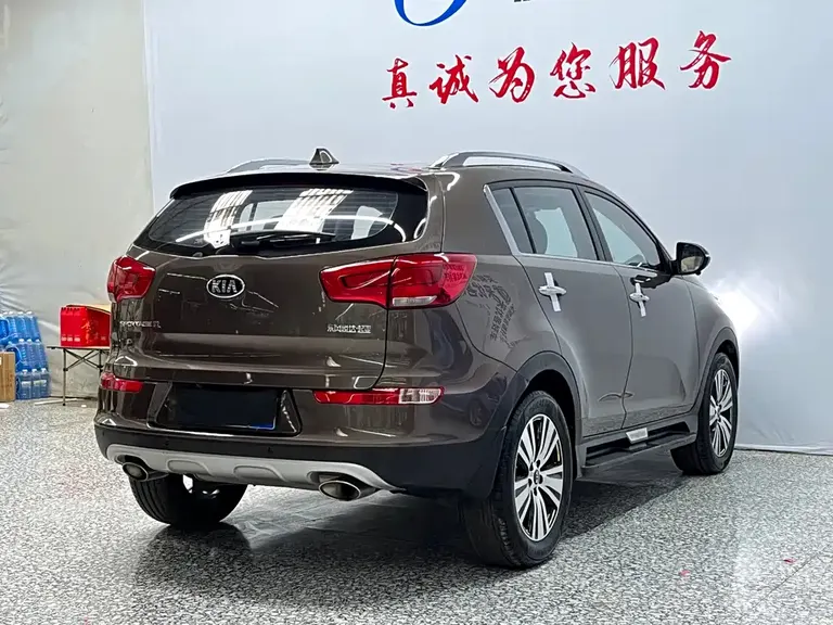 Kia Sportage 2.0 L Auto 2 WD DLX
