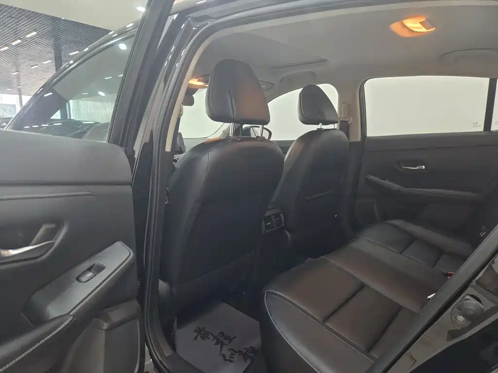 Sylphy 1.6 L XL CVT Joy