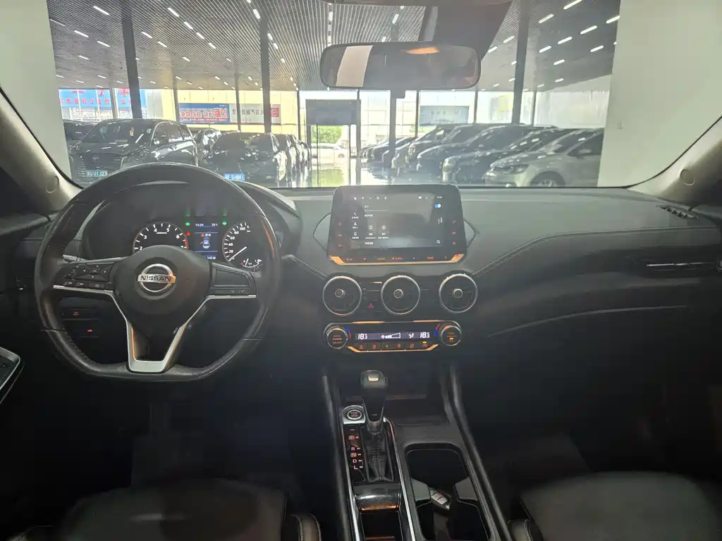 Sylphy 1.6 L XL CVT Joy