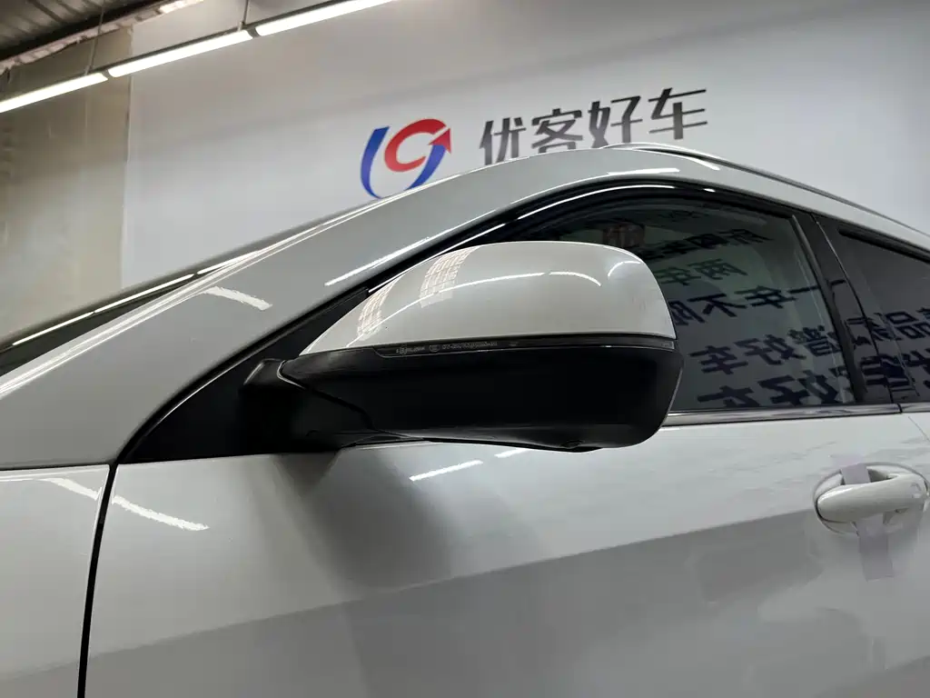 Haval H6 Coupe Connected 1.5 T Auto 2 WD Luxury Connected