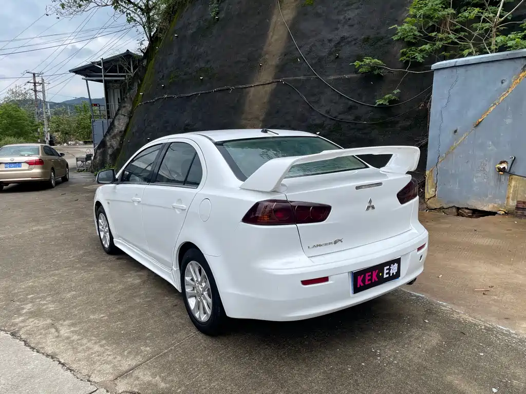 Lancer EX Zhishang 1.8 L Manual Luxury