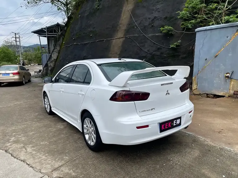 Mitsubishi Lancer EX Zhishang 1.8 L Manual Luxury