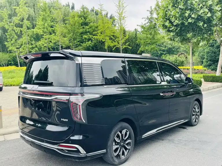 Hongqi HQ9 2.0 T Connected Flagship Enjoyment