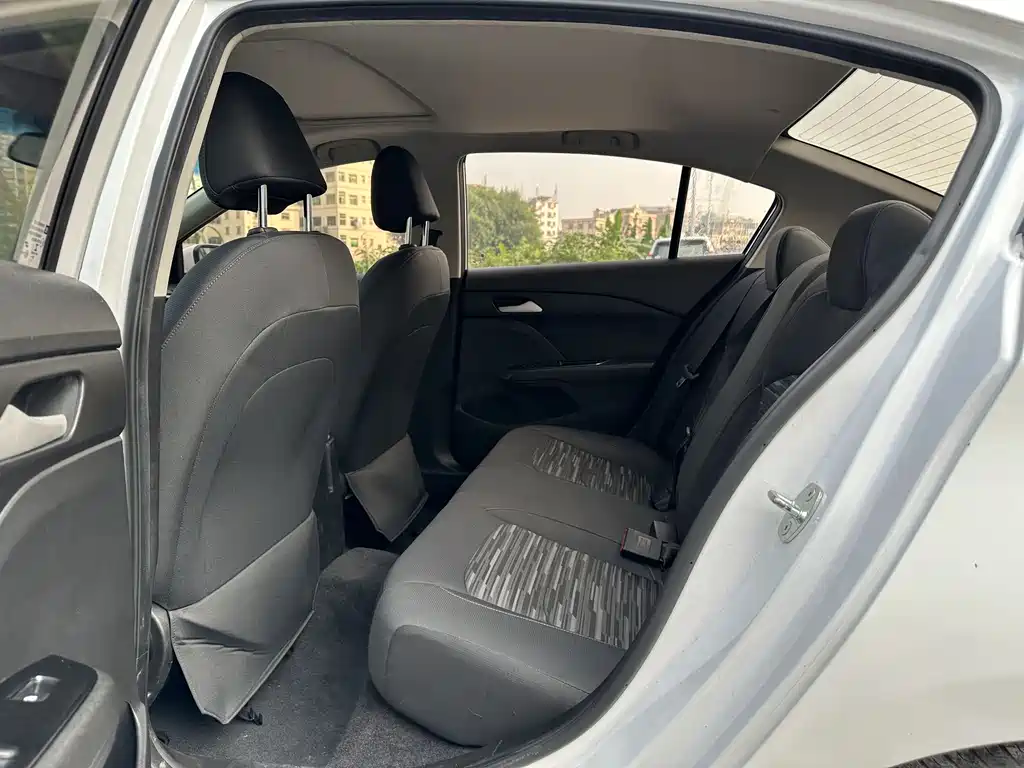 Cavalier 320 Auto Delight Sunroof