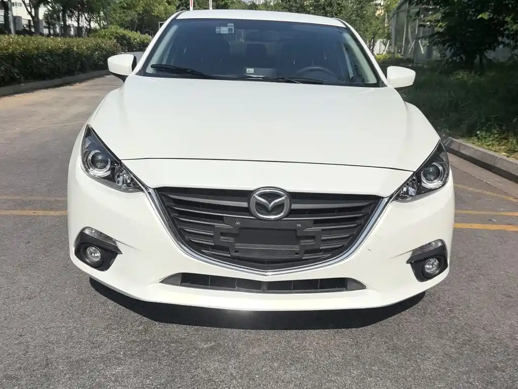 Mazda 3 Axela Sedan 1.5 L Auto Comfort