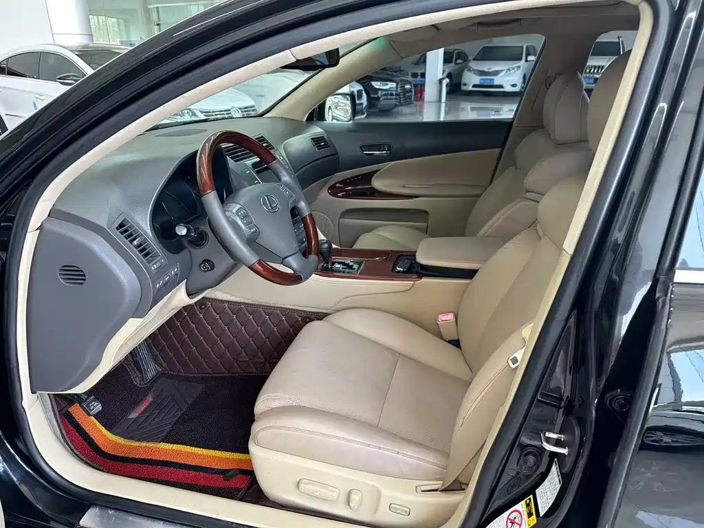 Lexus GS 430