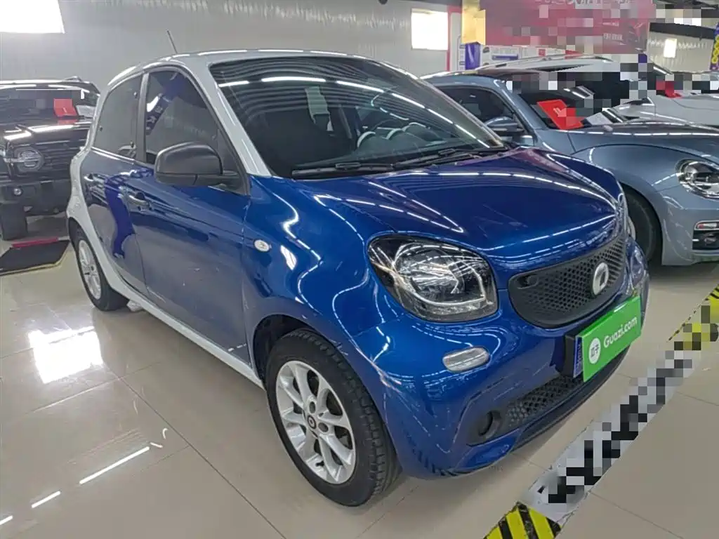 smart forfour 1.0 L 52 kW Agile